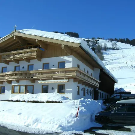 Bauernhof Hundbichl Farma